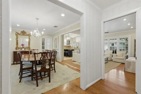 6236 Locke Lane Houston TX 77057