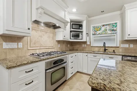 6236 Locke Lane Houston TX 77057
