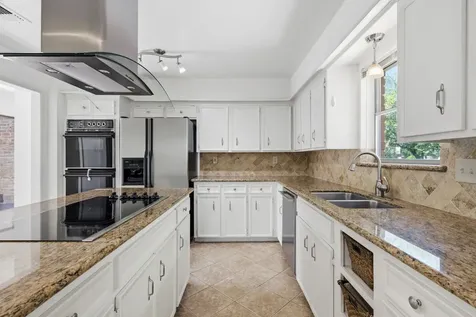 11419 Inwood Drive Houston TX 77077