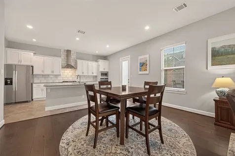 5202 Chandler Street Houston TX 77007