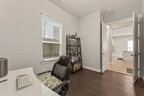 5202 Chandler Street Houston TX 77007
