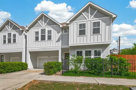 5202 Chandler Street Houston TX 77007