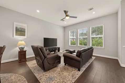 5202 Chandler Street Houston TX 77007