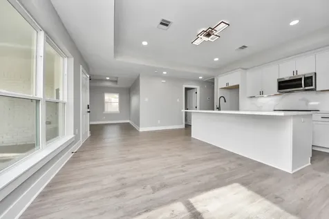 2130 Lamina Lane Houston TX 77017