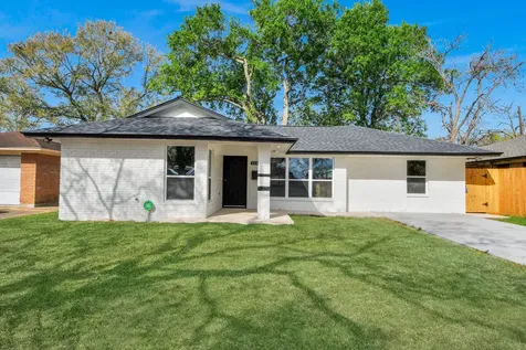 2130 Lamina Lane Houston TX 77017