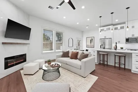 6102 Endeavor Heights Road Houston TX 77091