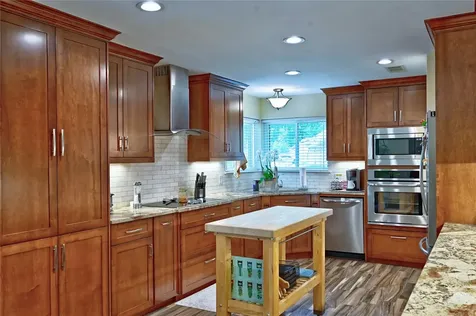 9102 Tepee Trail Houston TX 77064