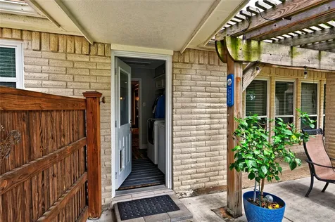 9102 Tepee Trail Houston TX 77064