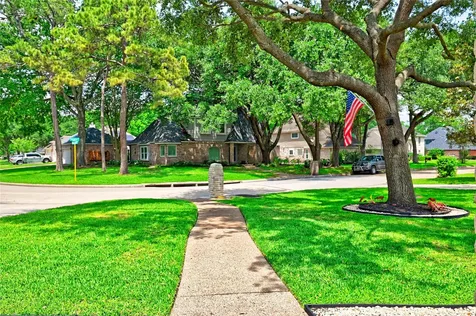 9102 Tepee Trail Houston TX 77064