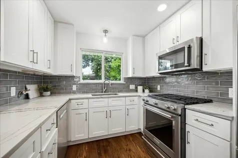 2211 Haverhill Drive Houston TX 77008