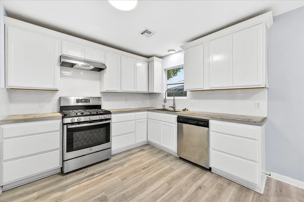 1749 Dawn Breeze Drive Corpus Christi TX 78412