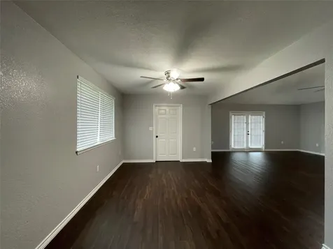 102 Cotton Street Jones Creek TX 77541
