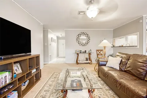 5826 Autumn Forest Drive Houston TX 77092
