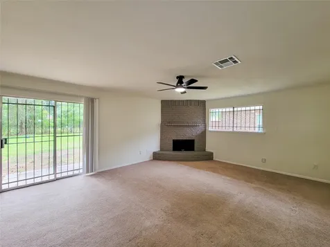7426 Navasota Street Houston TX 77016