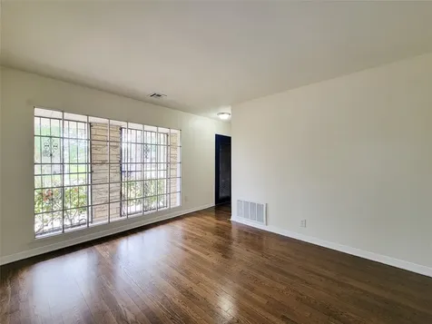 7426 Navasota Street Houston TX 77016