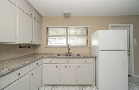510 Roper Street Houston TX 77034