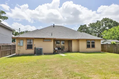 6615 Goldspier Street Houston TX 77091