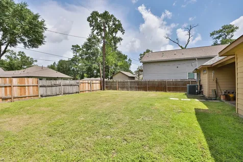 6615 Goldspier Street Houston TX 77091