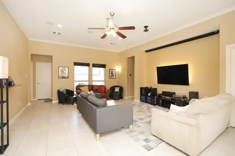 6615 Goldspier Street Houston TX 77091