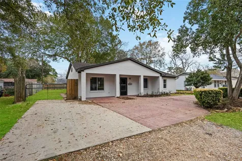 1721 Jones Street Rosenberg TX 77471