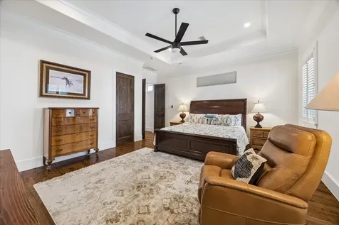 1525 Early Lane Houston TX 77055
