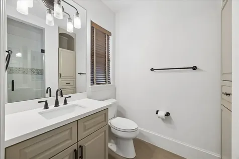 1525 Early Lane Houston TX 77055