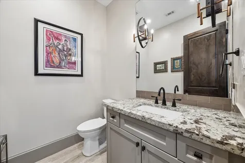 1525 Early Lane Houston TX 77055