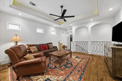 1525 Early Lane Houston TX 77055