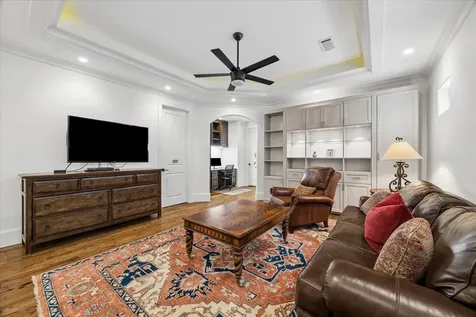 1525 Early Lane Houston TX 77055