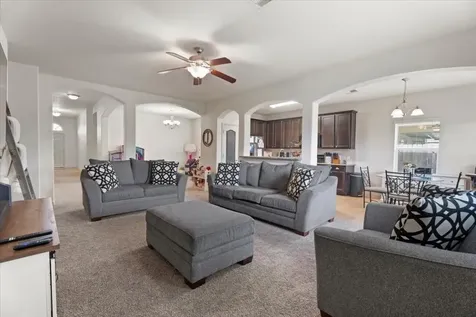285 Country Crossing Circle Magnolia TX 77354