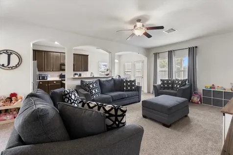 285 Country Crossing Circle Magnolia TX 77354