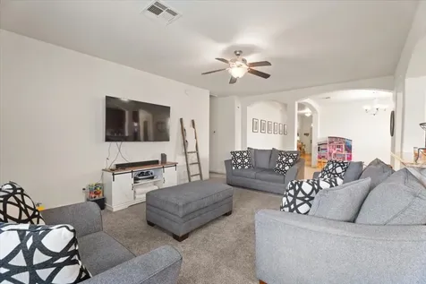 285 Country Crossing Circle Magnolia TX 77354