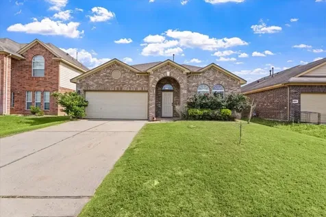 285 Country Crossing Circle Magnolia TX 77354