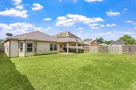 285 Country Crossing Circle Magnolia TX 77354