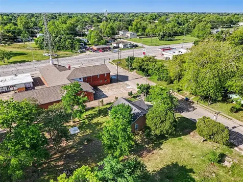 326 S Bell Drive Texas City TX 77591