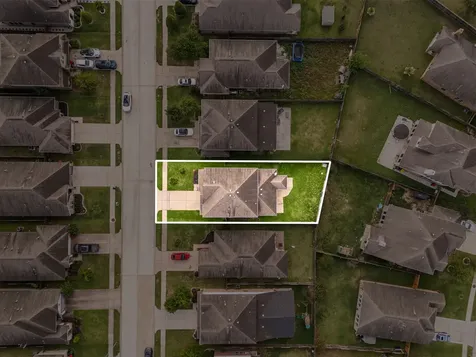 4819 Seaside Sparrow Lane Baytown TX 77521