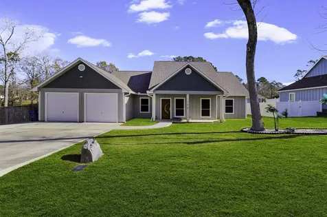 308 Resort Drive Livingston TX 77351
