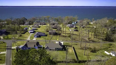 308 Resort Drive Livingston TX 77351