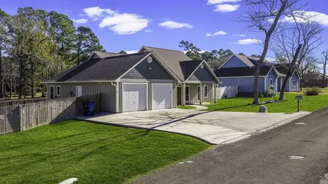 308 Resort Drive Livingston TX 77351