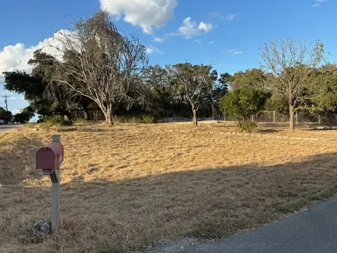 185 Polly Drive Canyon Lake TX 78133