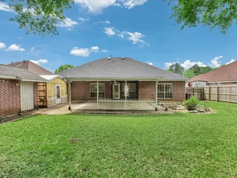 301 Whitehouse Oaks Street Lufkin TX 75901