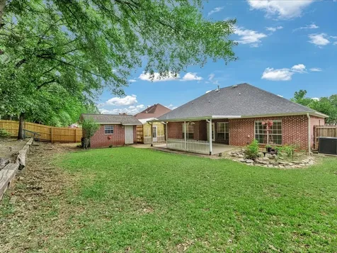 301 Whitehouse Oaks Street Lufkin TX 75901