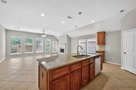 13414 Moonlit Lake Lane Pearland TX 77584