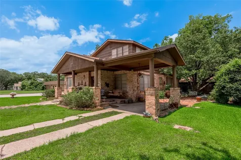 100 W Caroline Street Trinity TX 75862