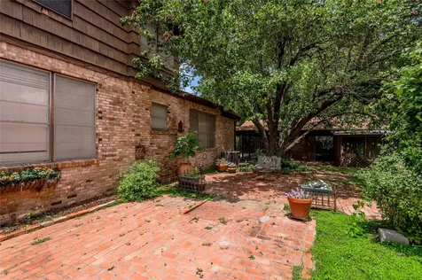 100 W Caroline Street Trinity TX 75862