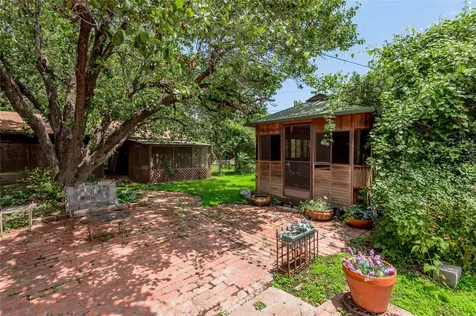 100 W Caroline Street Trinity TX 75862