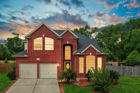 226 Persimmon Drive Baytown TX 77520
