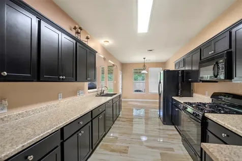 226 Persimmon Drive Baytown TX 77520