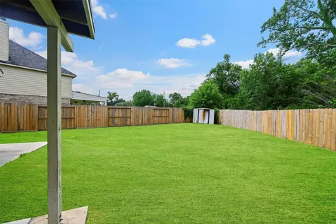 226 Persimmon Drive Baytown TX 77520