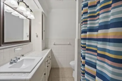 105 Alice Street Anahuac TX 77514